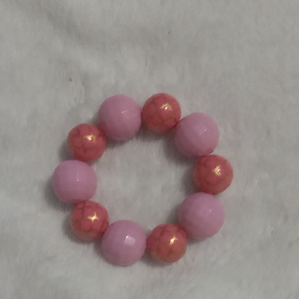 Pink and Bright Pink Beaded Bracelet